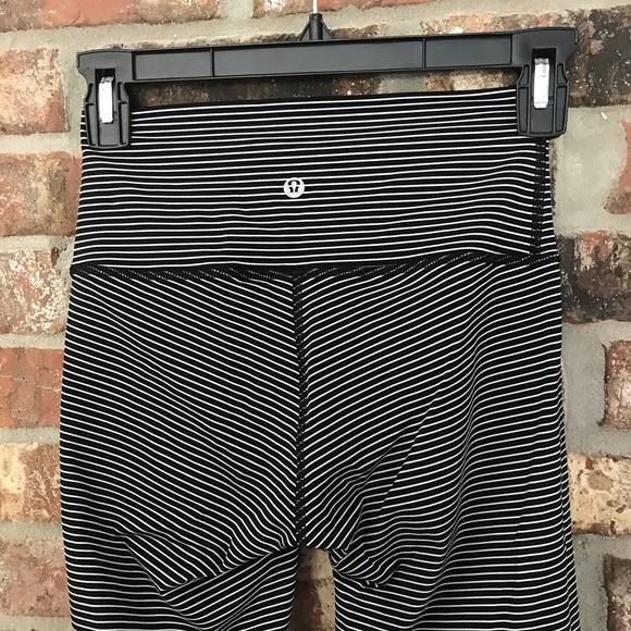 lululemon athletica Pants - Lululemon Athletica leggings size 4